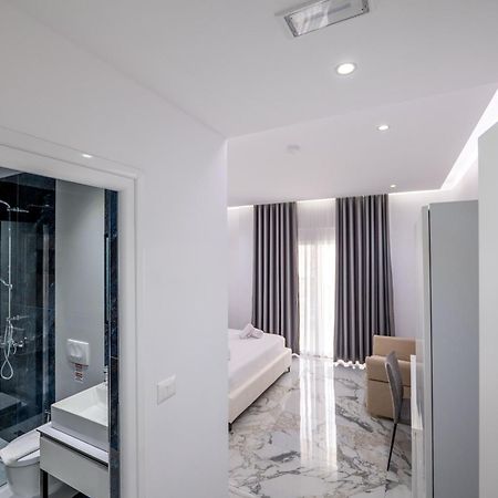 Apartments Margarita คซามิล ภายนอก รูปภาพ