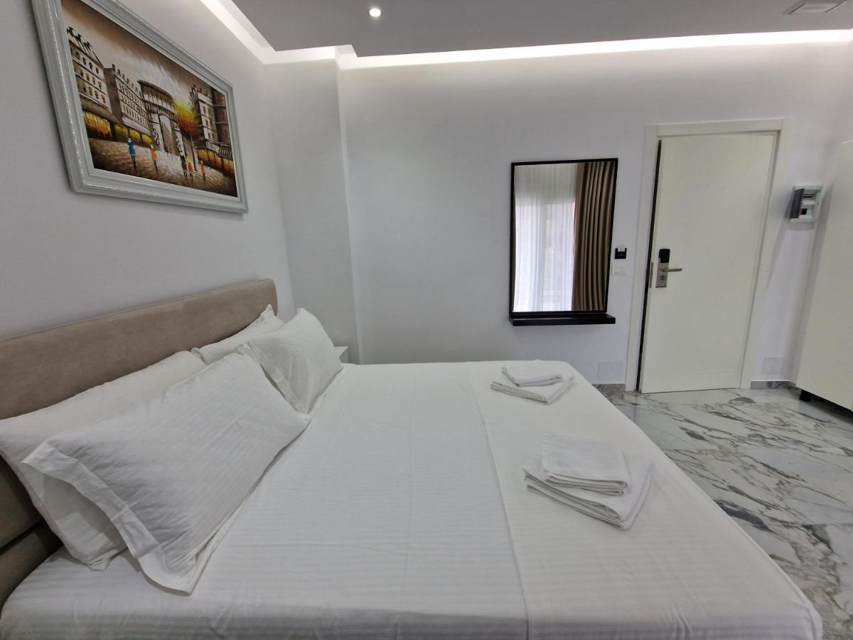 Apartments Margarita คซามิล ภายนอก รูปภาพ