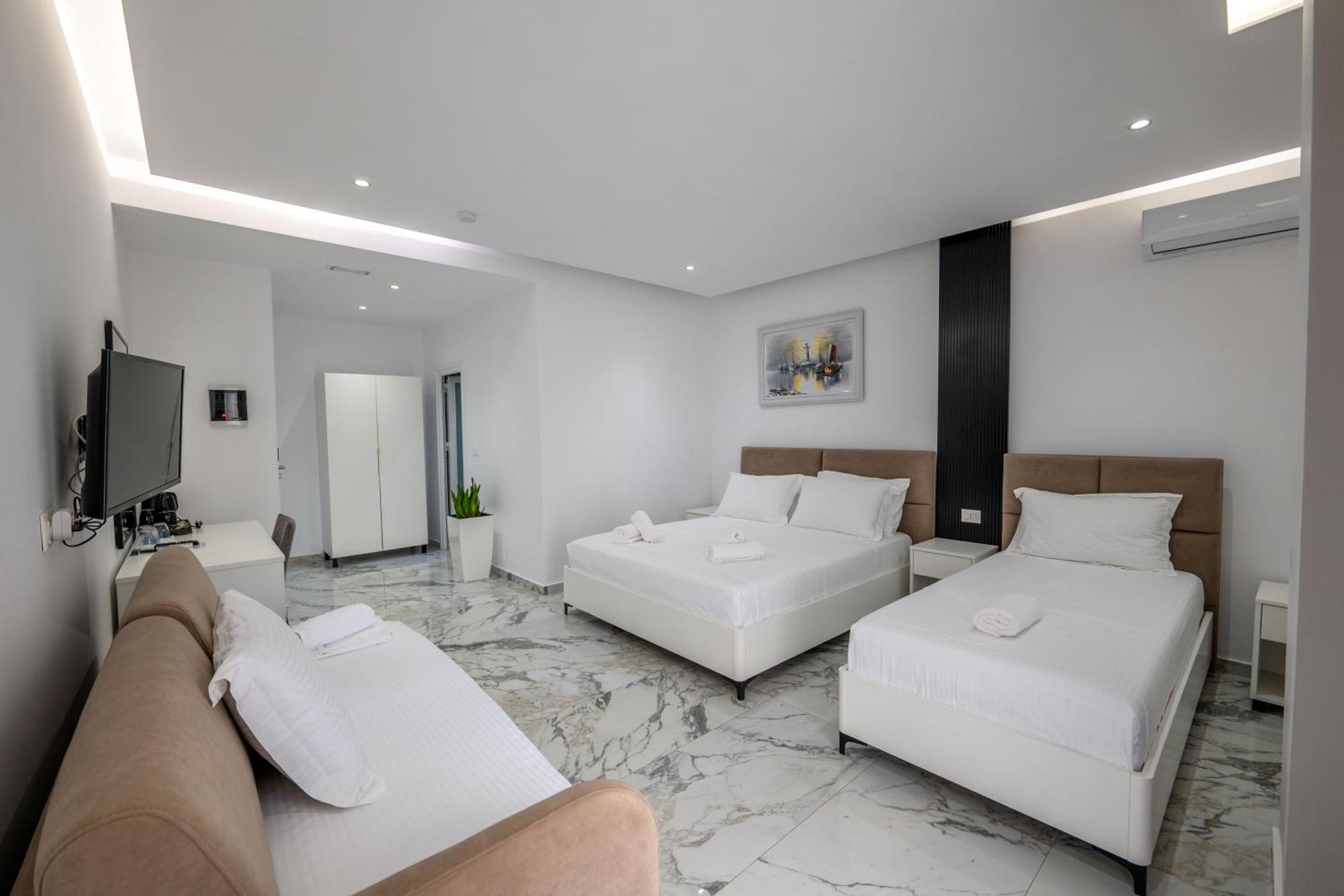 Apartments Margarita คซามิล ภายนอก รูปภาพ