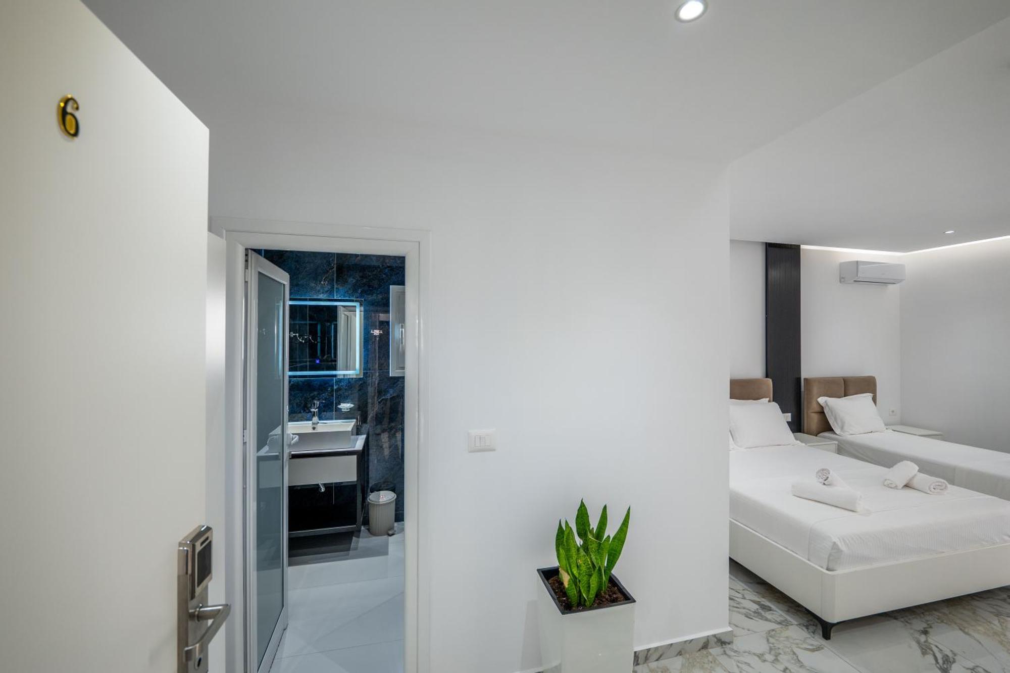 Apartments Margarita คซามิล ภายนอก รูปภาพ