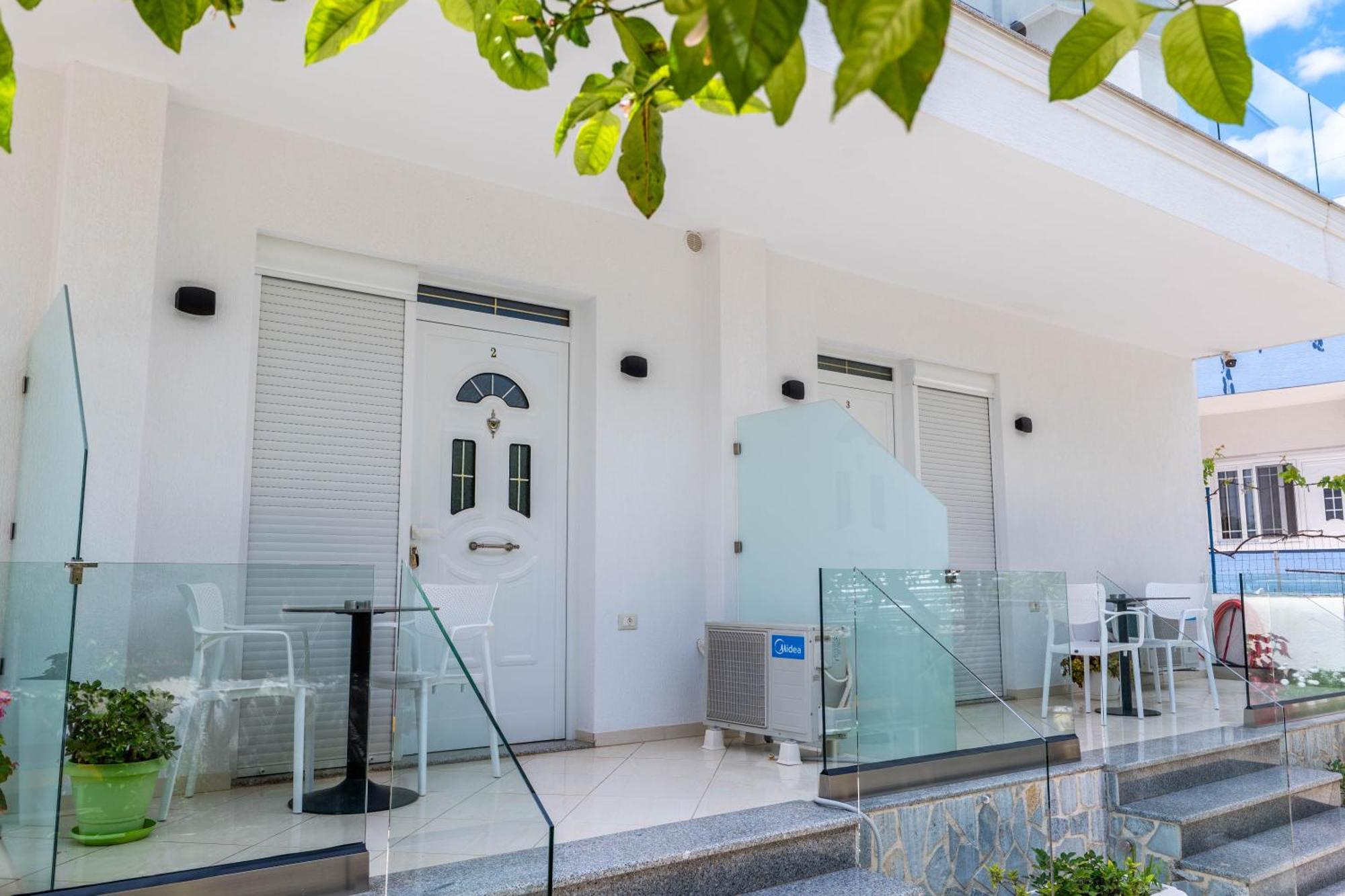 Apartments Margarita คซามิล ภายนอก รูปภาพ